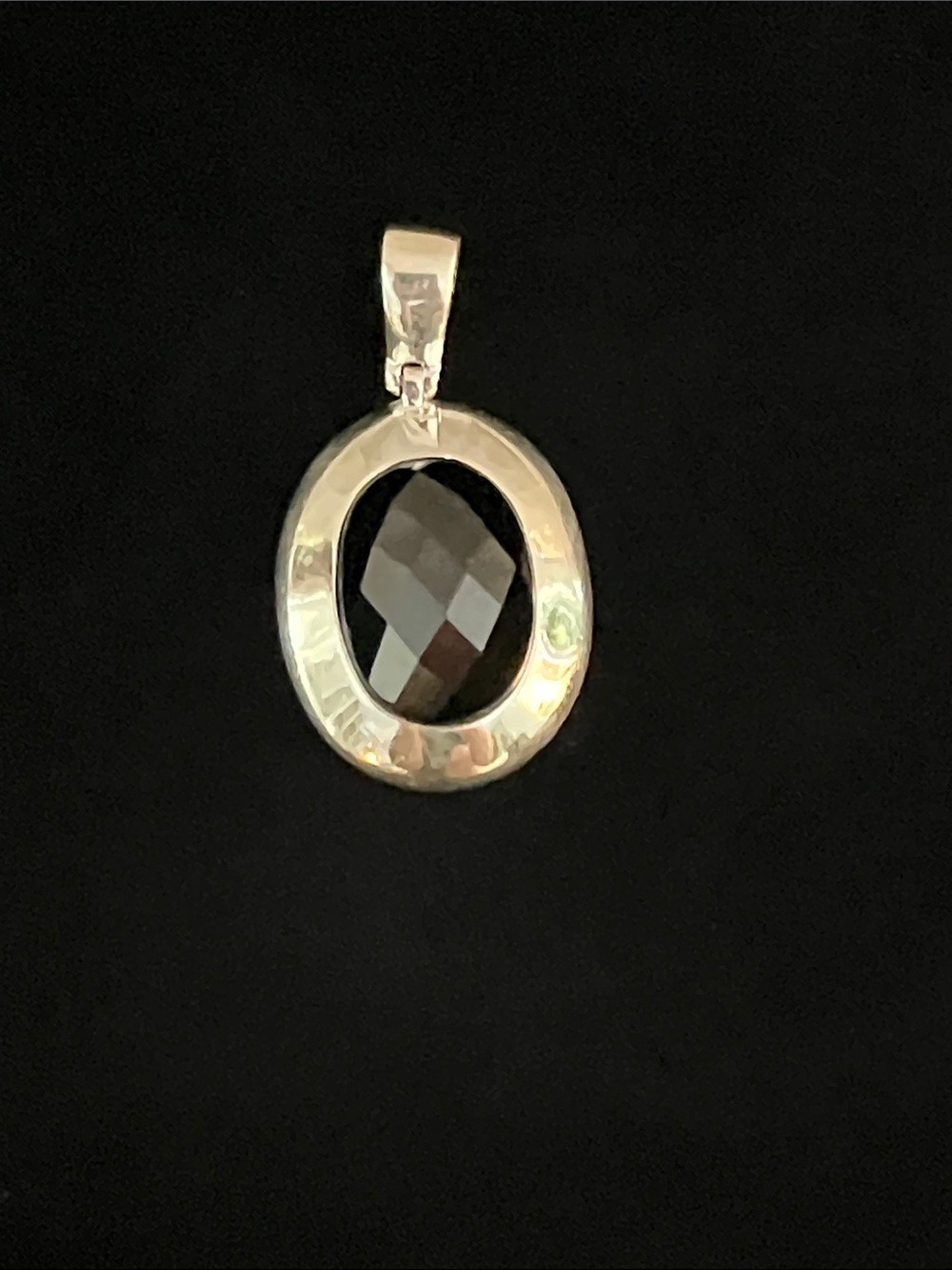 Sterling Silver Hand Hammered Onyx Pendant - Picture 2 of 4